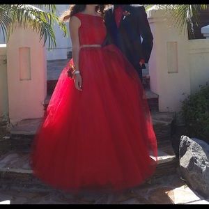 Sherri Hill prom dress